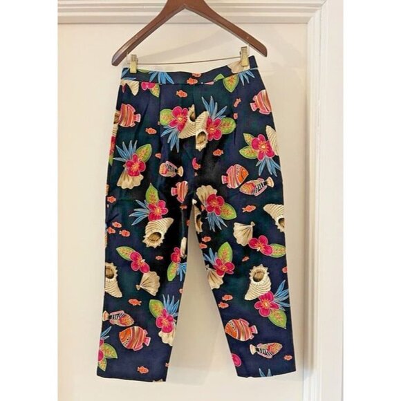 Sz 12 Woman BRIGGS Tropical Fish Seashell Black Capri Pants‎ Hawaii Vacay Island - Picture 2 of 5